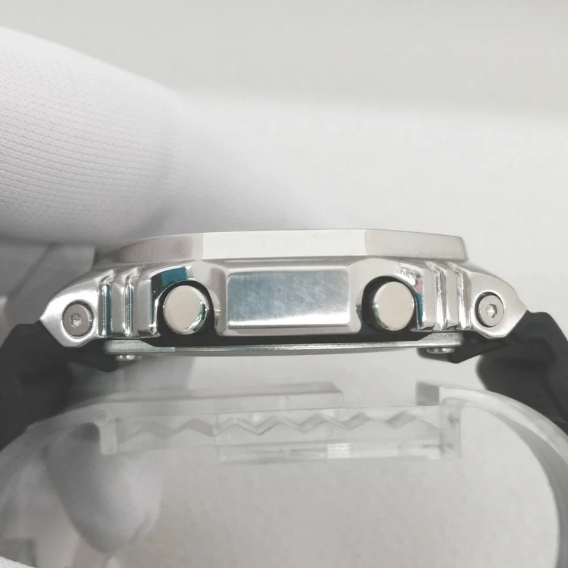 CASIO G-SHOCK GM-2100