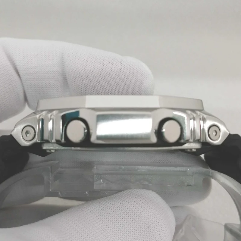 CASIO G-SHOCK GM-2100