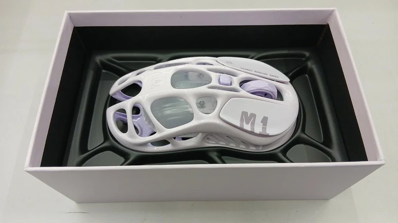 GRAVASTAR Gaming-Maus MERCURY M1 PRO