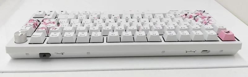 CORSAIR Kabellose Tastatur K65 PLUS (RGP0156)