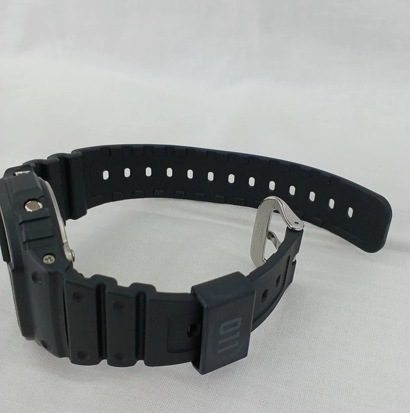 CASIO G-SHOCK DW-5600STT